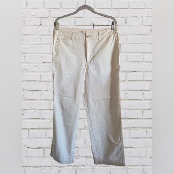 Universal Thread Mid-Rise Straight Leg Relaxed Chino Pants - Picture 4 of 8